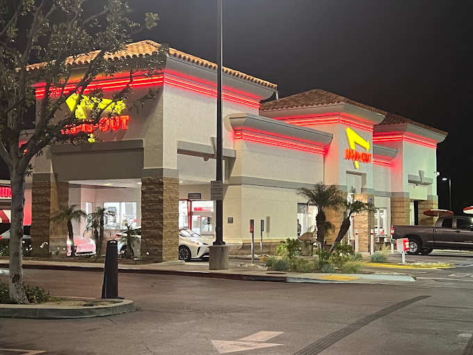 The Lure of In-N-Out Burger’s Iconic Menu in Porter Ranch, CA